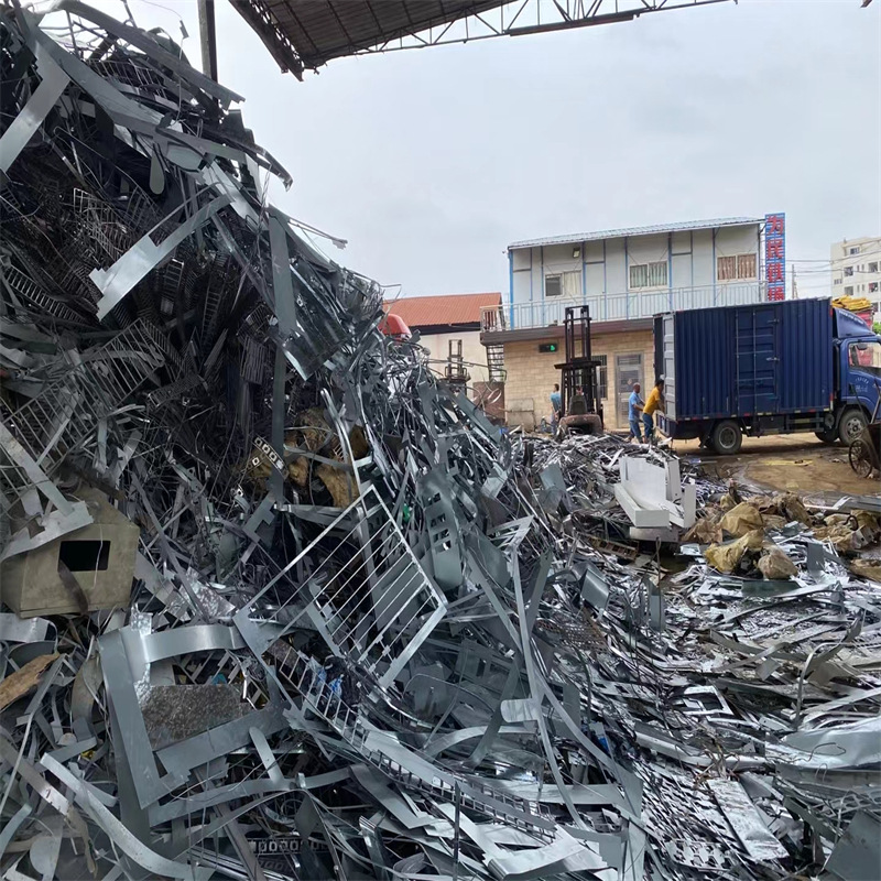 High-Price Scrap Iron Recycling, Quick Door-To-Door Recycling, Selling Scrap on Alibaba, Recycling Scrap Iron from Nearby Construction Sites