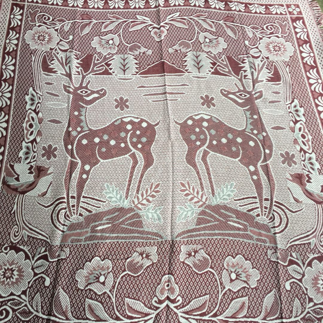 Manufacturer Production Thread Blanket Warm Blanket Modern Wind Blanket Anime Cartoon Blanket Tassel Blanket