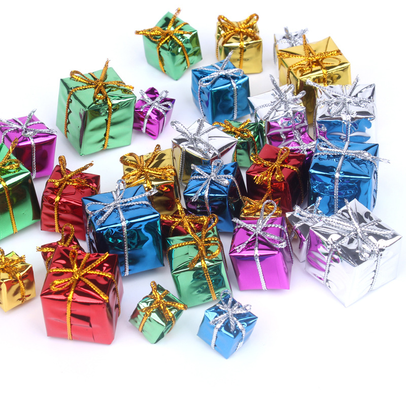 Cross-border doll house miniature festival supplies gift bag Christmas tree pendant decoration scene layout colorful gift