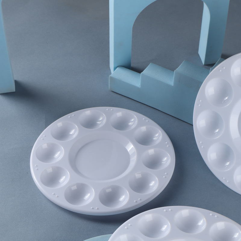 10-hole palette 17cm round large watercolor art student palette pp plastic palette factory outlet