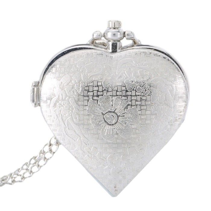 Cross-border Hot Sale Retro Hollow Heart-shaped silver Pocket Watch Creative Flip Quartz Hanging Chain Love Pocket Watch Factory Outlet