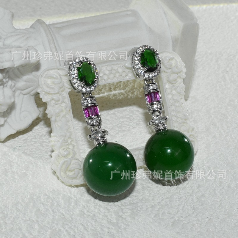 Autumn and winter high quality natural green chalcedony earrings inlaid with light luxury high-end earrings fashion accessories women live wholesale