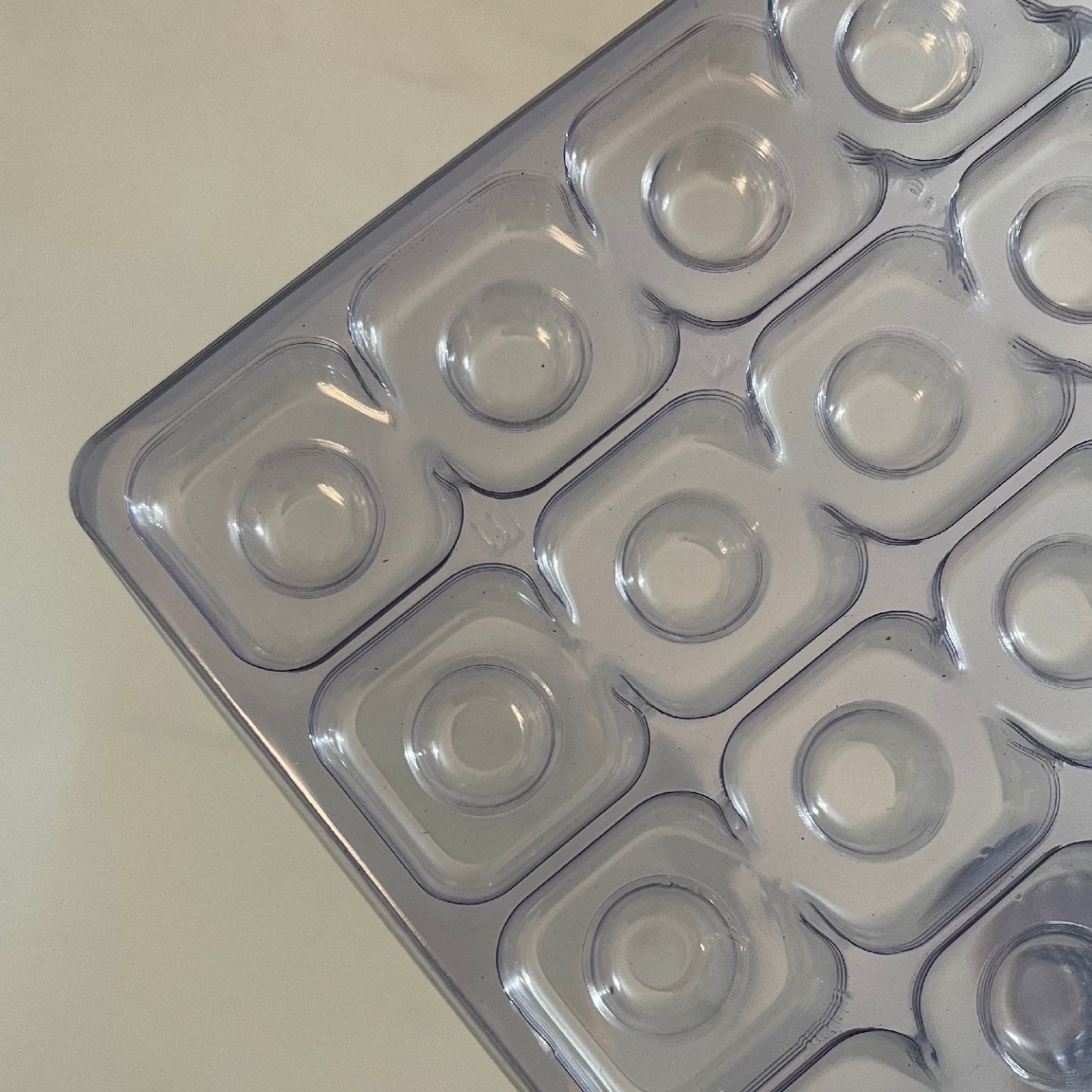 26-Sided 50-Piece Tray Pvc Plastic Tray Packaging Box