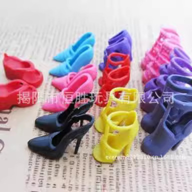 Toy doll shoes, 10 pairs packed and shipped, random color, Barbie doll shoes 10-002
