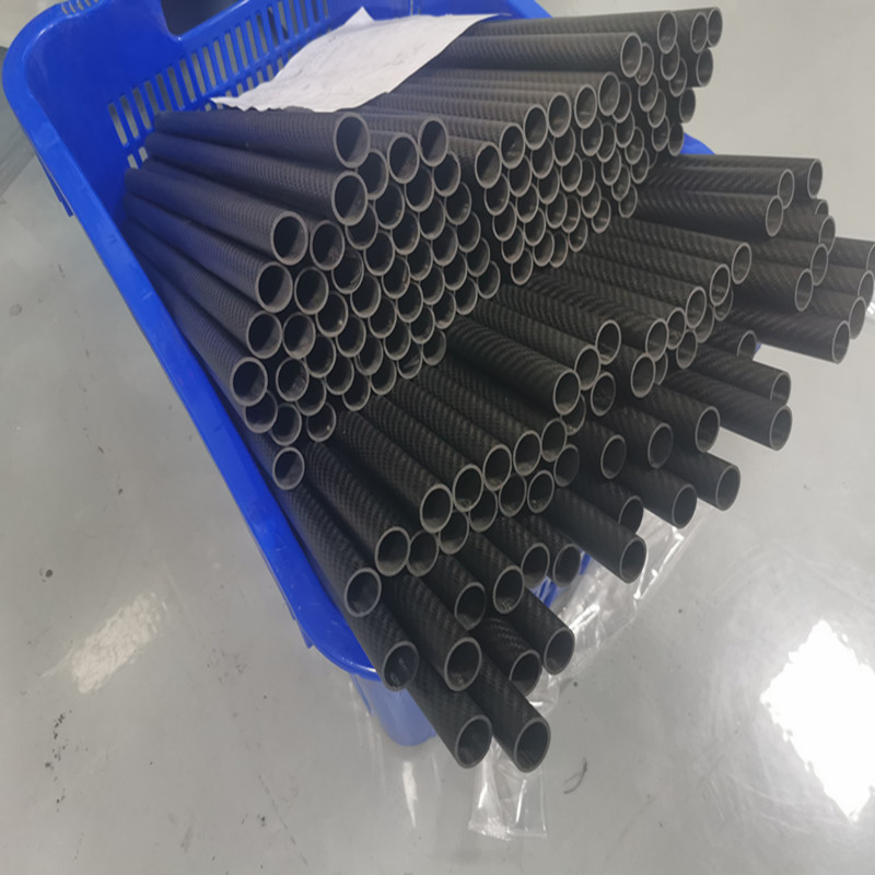 Source Manufacturer 3K Plain Weave Carbon Fiber Tube, High Rigidity Lightweight Drone Frame Carbon Fiber Tube Customization