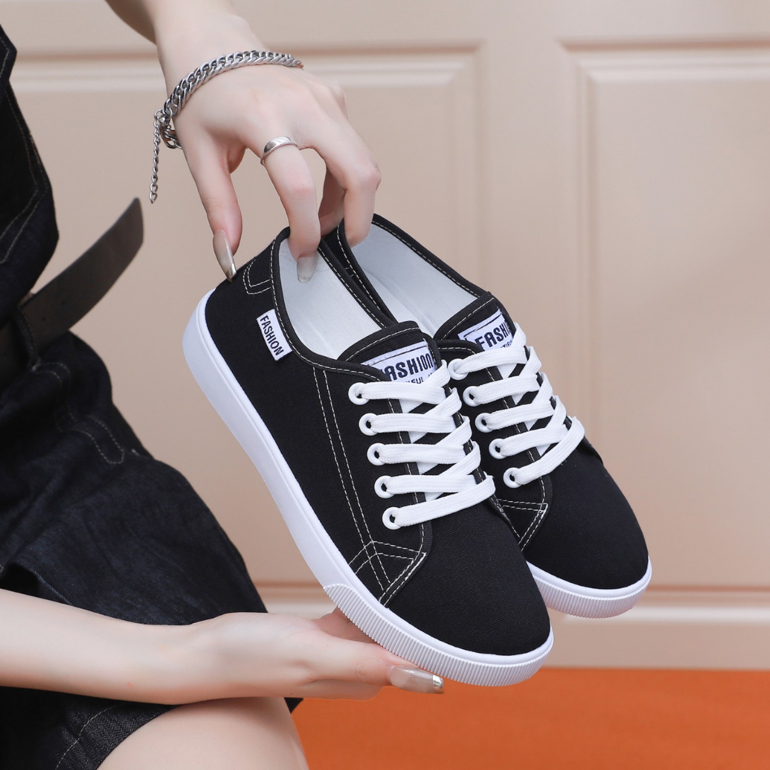 Канвасовые туфли для женщин весна-осень, повседневные, универсальные, с шнуровкой, белые, мягкая подошва, дышащие, большие размеры