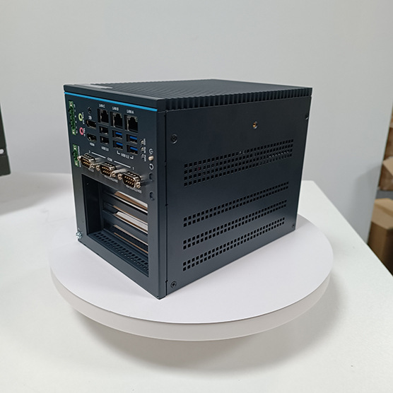 Advantech UNO-348 compact embedded edge controller H420 supports 10th generation processors with 3PCIE