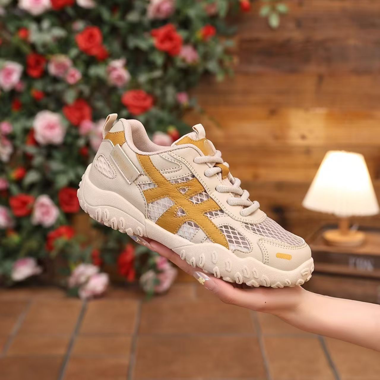 Summer Women's Shoes New Breathable Mesh Sports Shoes Women's Korean Version Versatile Thick-Soled Casual Soft-Soled Running Dad Shoes