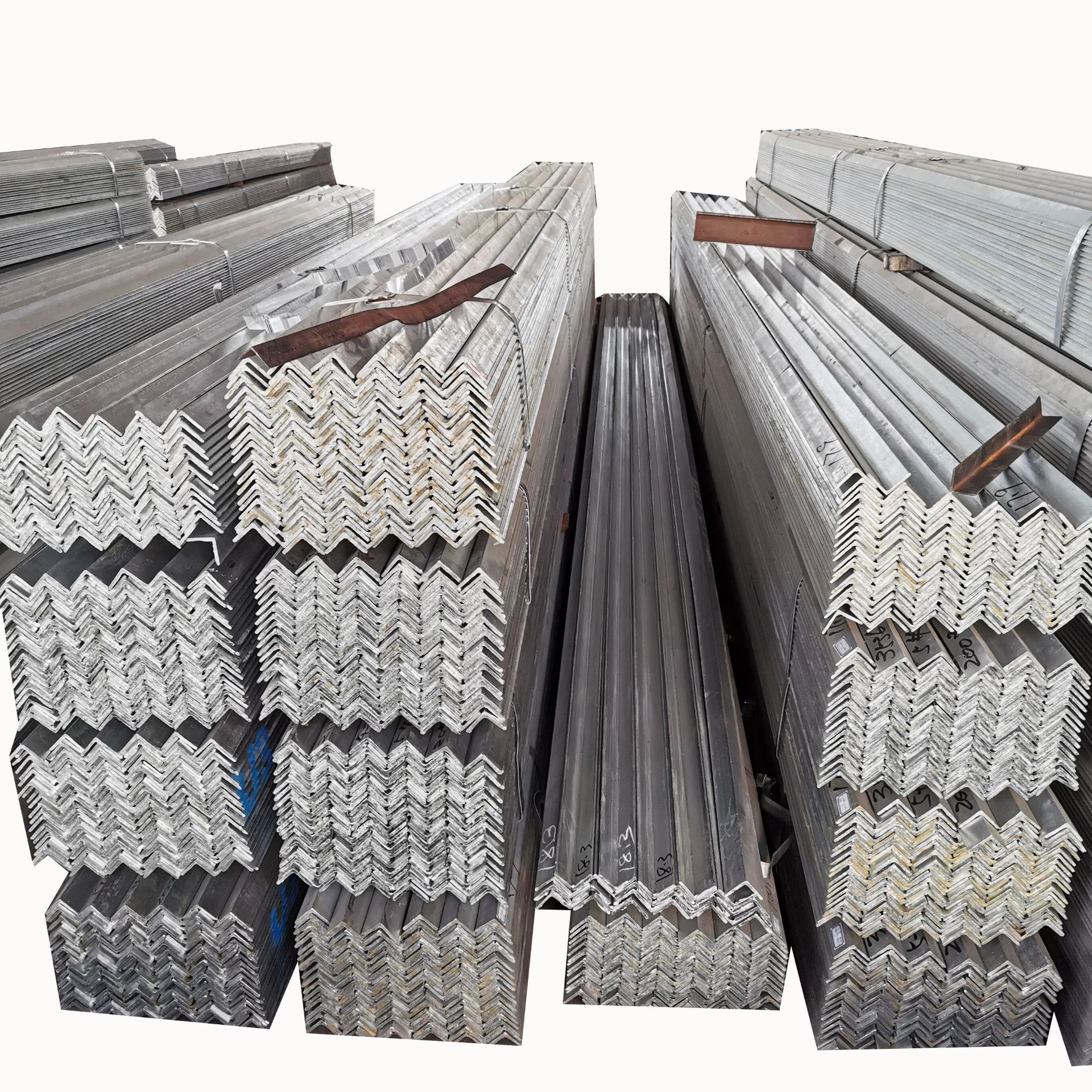 Q355B/Q355D Angle Steel Spot Wholesale Low Temperature Resistant Q355D Low Alloy Angle Steel Ready Stock