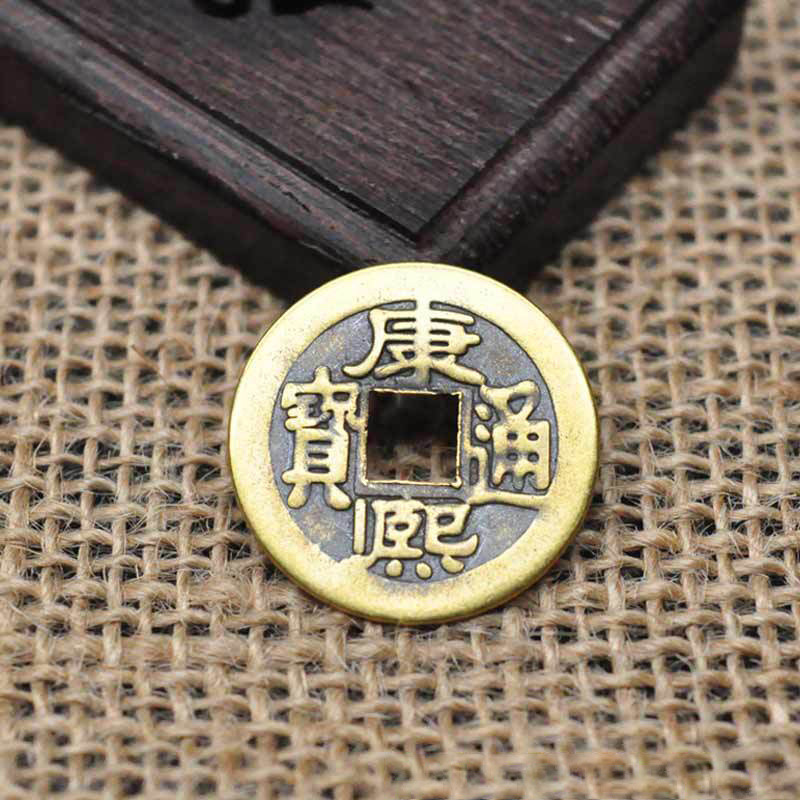 Real copper antique copper money five emperor ten emperor 2.3cm2.8cm brass five emperor money accessories pressure threshold manufacturers wholesale