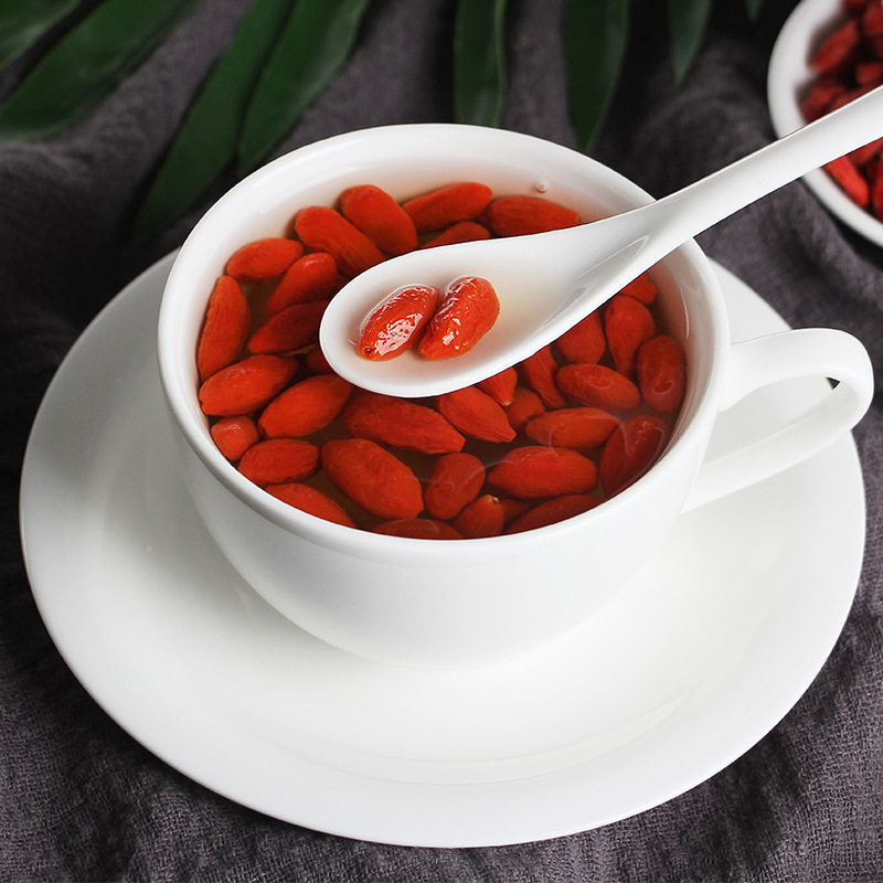 Zhang Zhongjing Goji Berries Canned Red Goji Berries 150g Large Fruit Red Goji Berries for Tea Black Goji Berries Health Red Dates Dried