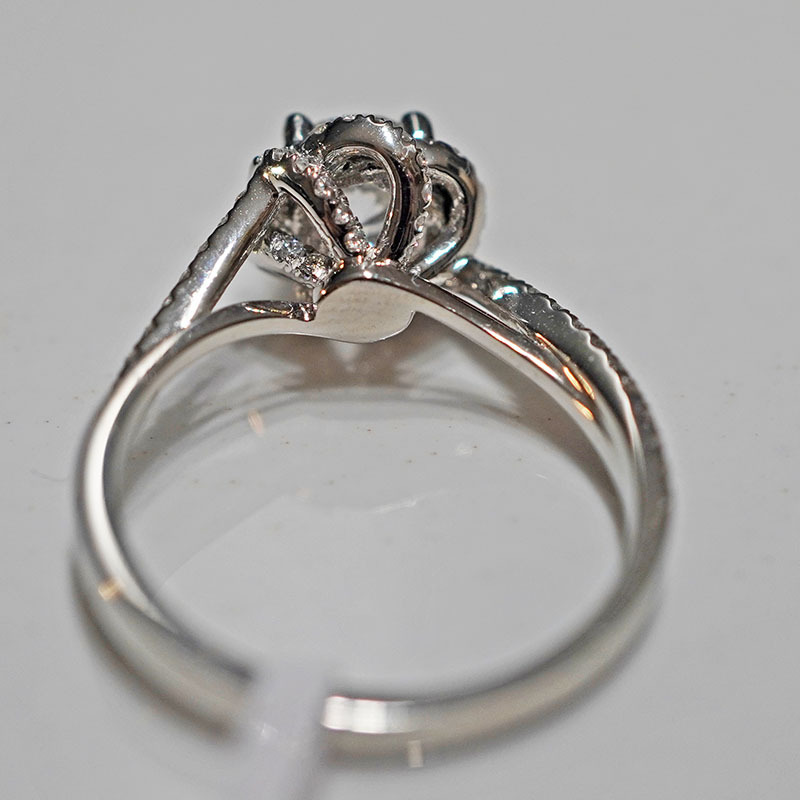 Pt950 Platinum Cultivated Diamond Ring for Women, Round Shaped, Shining Like Stars, Wedding Proposal, Star-Studded