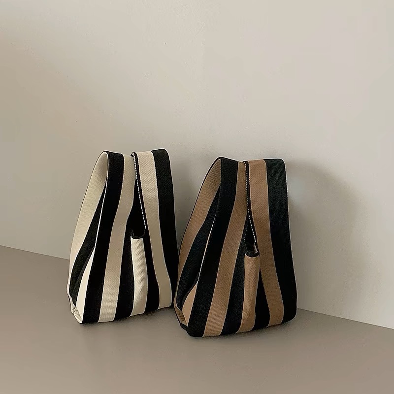 Большая емкость Маленькая сумка Женская полосатая вязаная сумка для рук Портативная сумка для хранения Вертикальная полосатая сумка через плечо