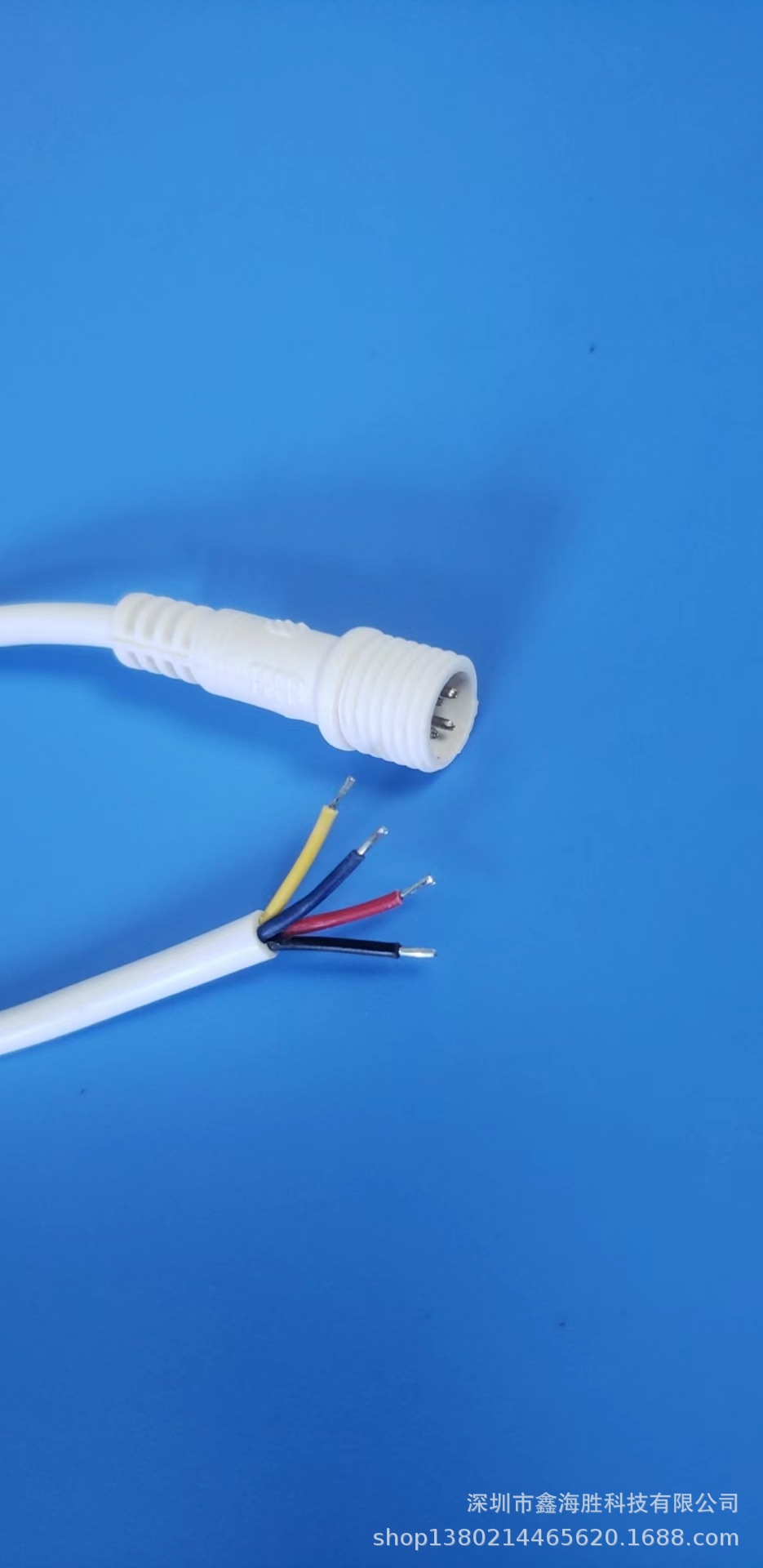 4-core Waterproof MaLe Wire OD4.0, Copper Wire 14pcs/0.15, L=150MM, NeedLe 1.0, MaLe