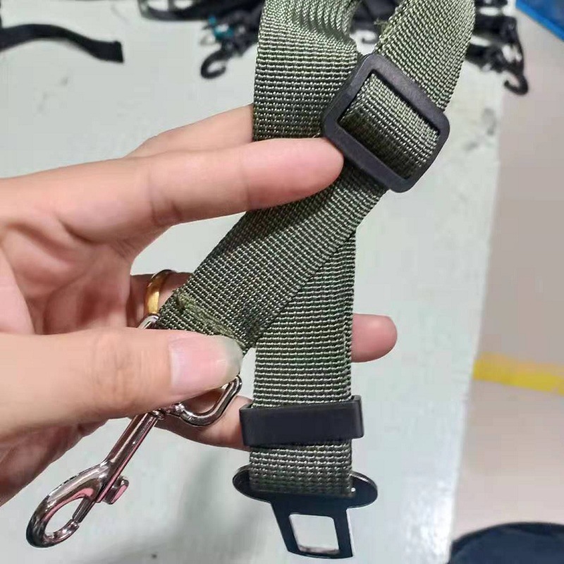 Car Pet Safety Harness, Car Safety Buckle Supplies, Cat and Dog Leash for Pets in the Car