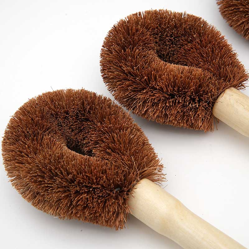 Pot and Pan Brush Supermarket Linyi Small Commodities One Yuan Two Yuan Daily Necessities Kitchen Cleaning Long Handle Wooden Handle Coconut Palm Pot Brush