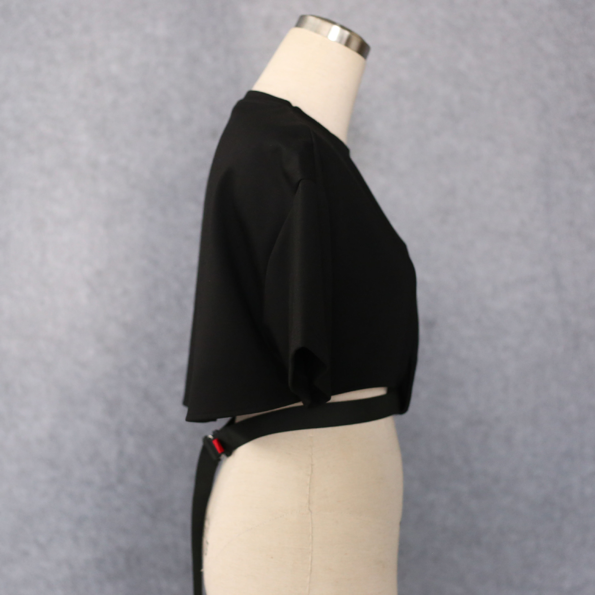 Find a Factory to Customize Small Batches of Personalized Twist Straps, Pure Cotton Silhouette Short-Sleeved Tops, Epidemic-Free and Accurate Delivery Times