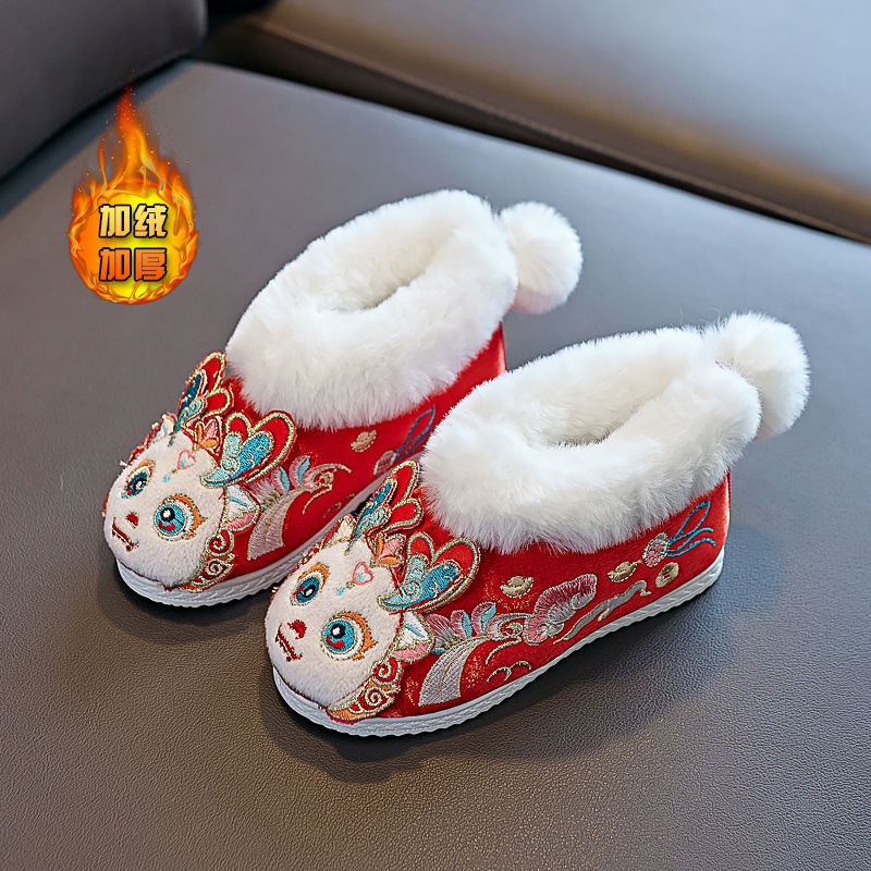 2025 Winter Cotton Shoes in Stock, Short Boots for Girls, Hanfu Shoes, Fleece-Lined and Thickened, Little Dragon Girl New Year Shoes, Chinese Style