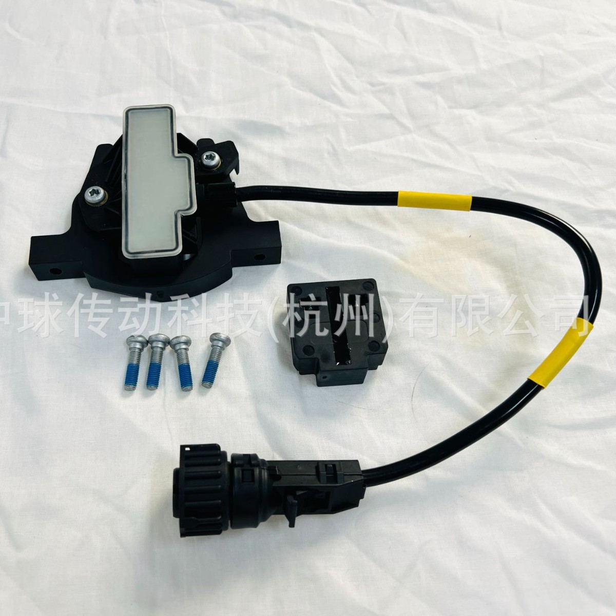 Датчик перемещения актуатора сцепления для грузовиков Volvo 21695307 6482000155