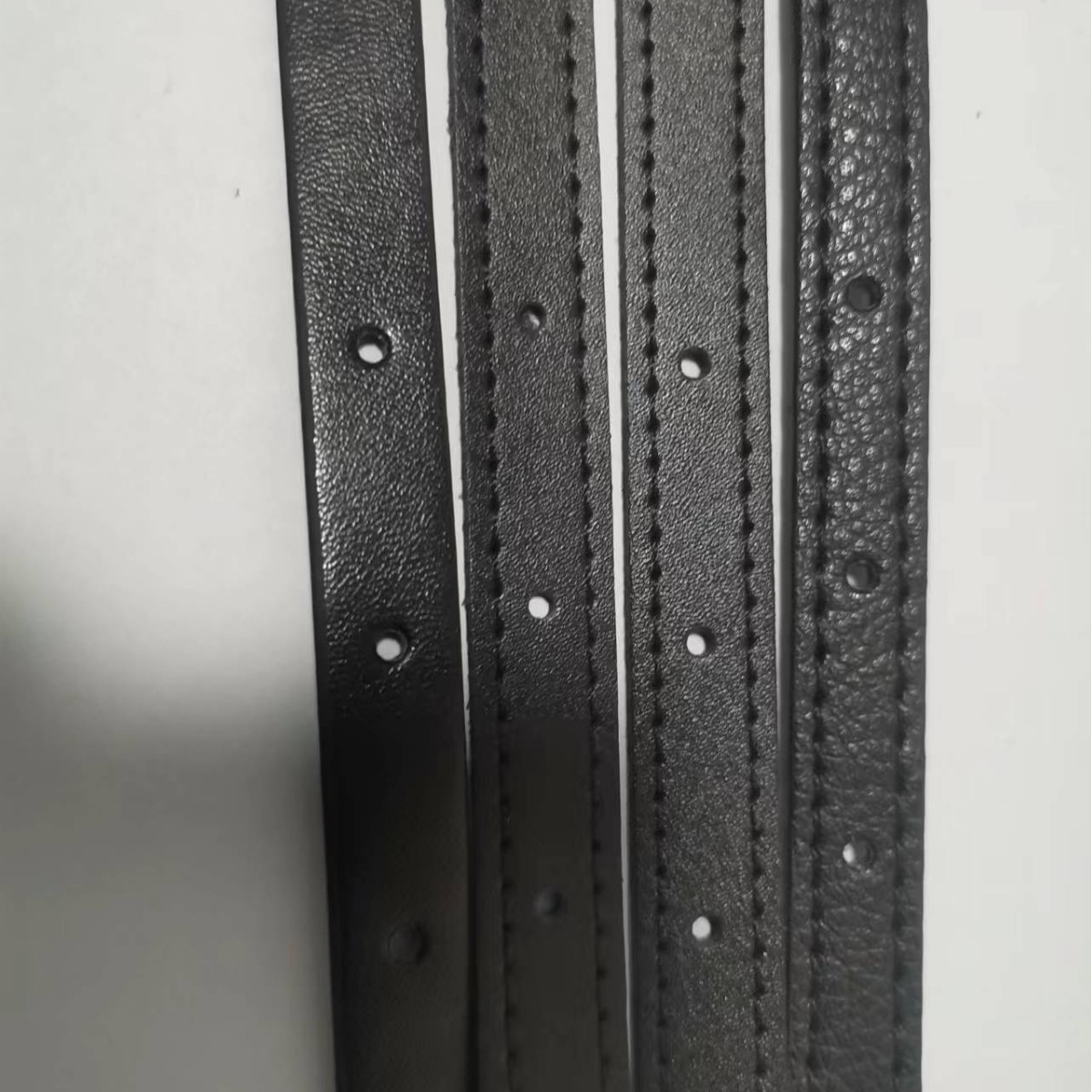 Professional Production of Luggage Tag Small Belt, Pu Leather Fine Grain Hair Bottom, Alloy Buckle Rust-Free, Luggage Tag Sling