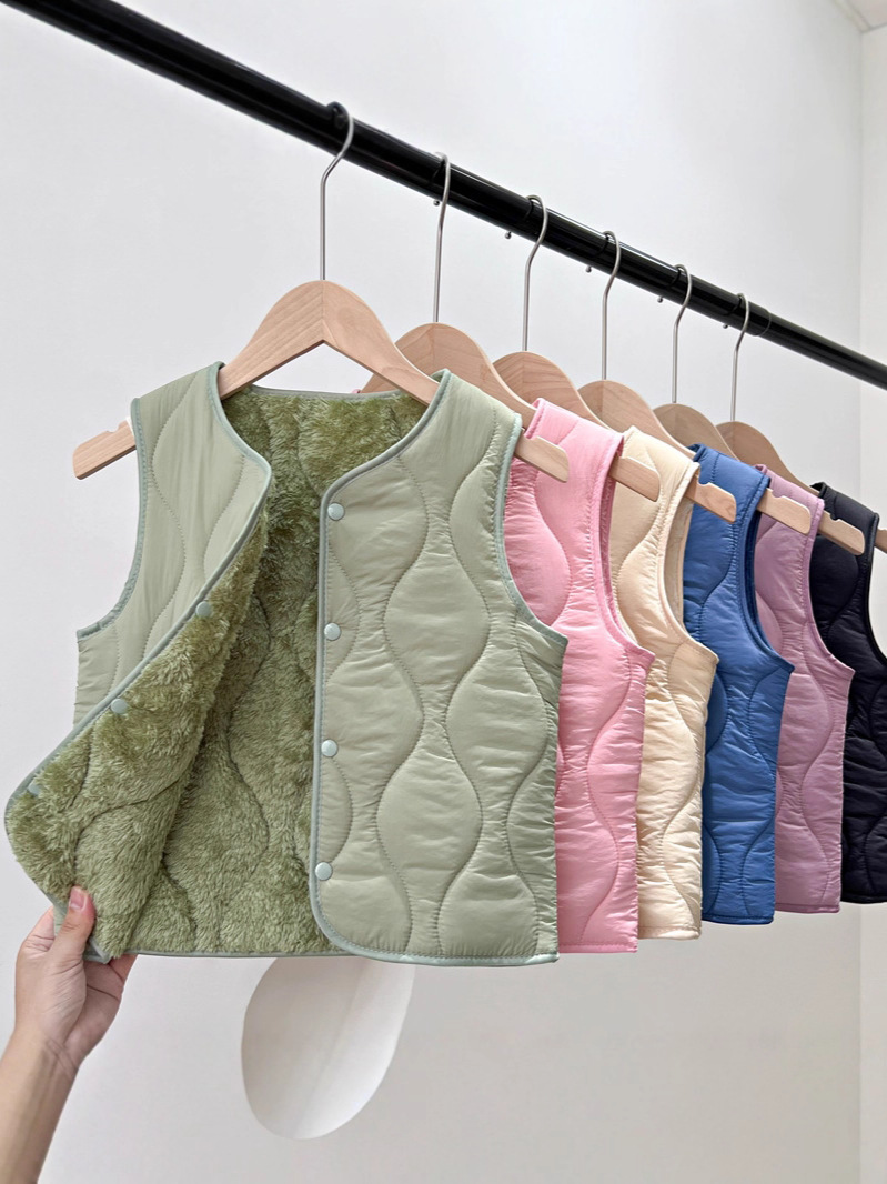 Mainly Recommended Thickeneded Cashmere Warm Vests for Boys and Girls, 2025 Autumn and Winter New Vests for Boys and Girls That Can Be Worn Outside