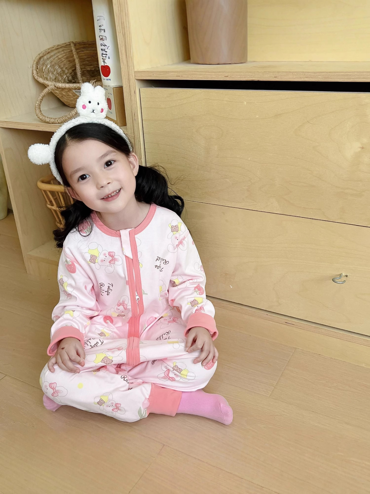 25 Cartoon Seamless Double-Layer Cotton Wool Long-Sleeved Sleeping Bags, Crawling Clothes, Anti-Kick Quilts, Home Clothes, Sleeping Bags for Children and Middle-Aged Children