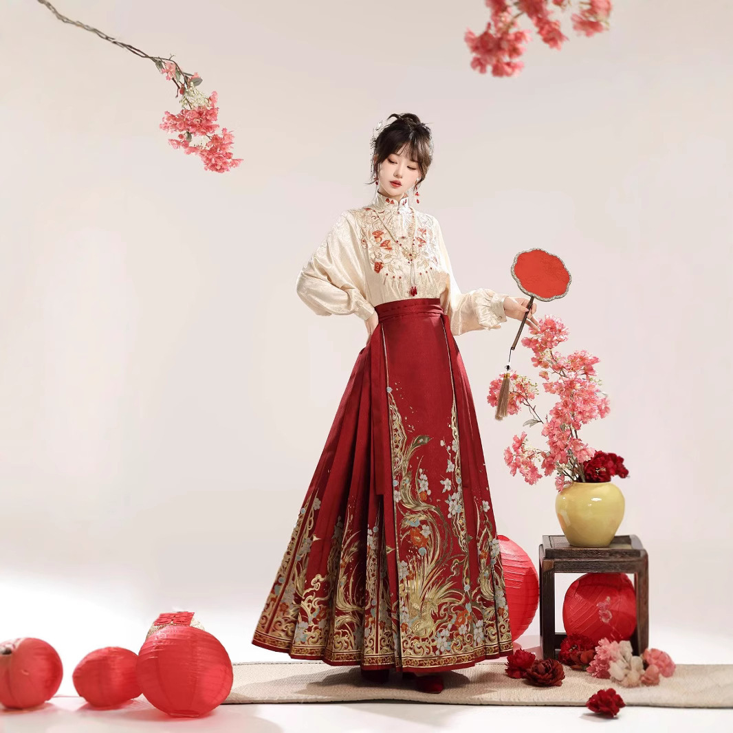 【Сяньцзюй】Юбка с лошадиной мордой из цветного brocade, имитация макияжа, наряд для помолвки, наряд на Новый год 2024