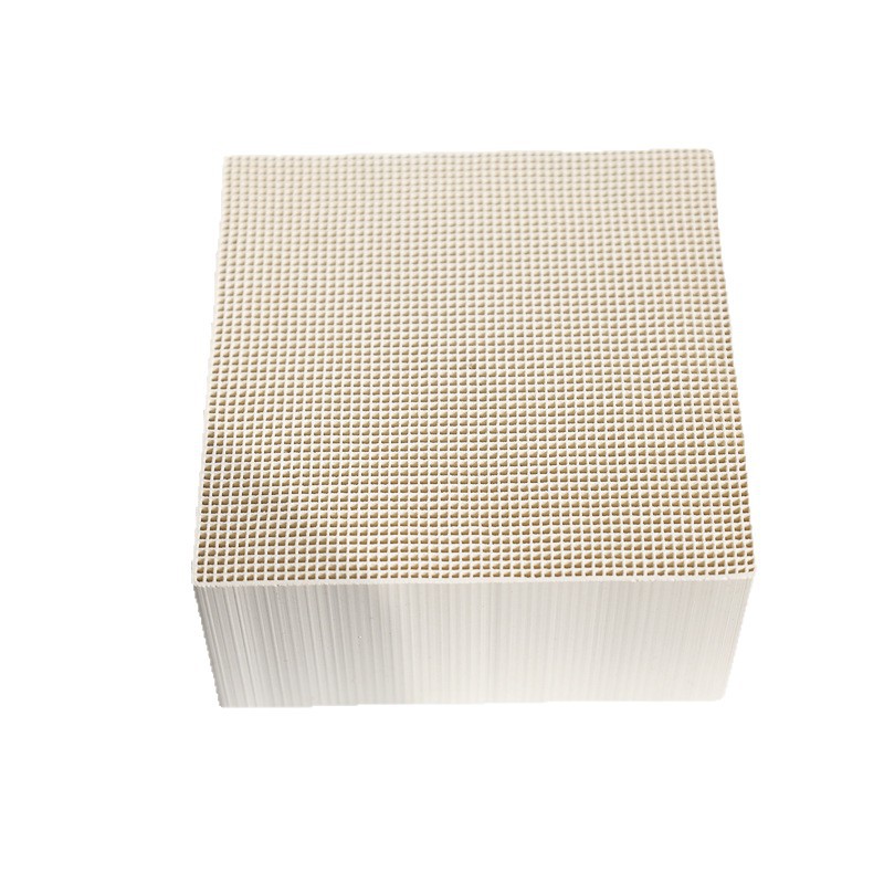 Iolite Honeycomb Ceramic Carrier Platinum-Palladium Precious Metal Honeycomb Catalyst Carrier 150*150*50mm