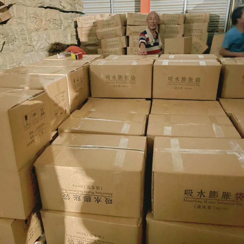 Thickened non-woven fabric water-absorbing swellable bag sand-free flood control water-blocking bag wholesale fast water-absorbing swellable bag