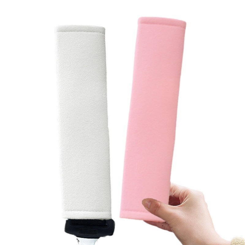 Car Shoulder Strap with Ice Silk Car-Mounted Extended Safety Belt Long-Distance Anti-Stranglehold Cover Soft and Universal for All Seasons