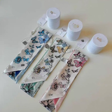 Подарочный набор с шелковым шарфом, резинкой для волос, маленькой лентой, коробкой + сумкой, трехцветная многофункциональная комбинация для подарков или личного использования