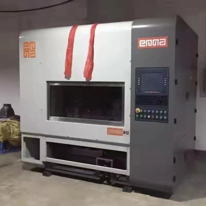 EMMA CNC six-station thickness cutting machine CNC engraving machine