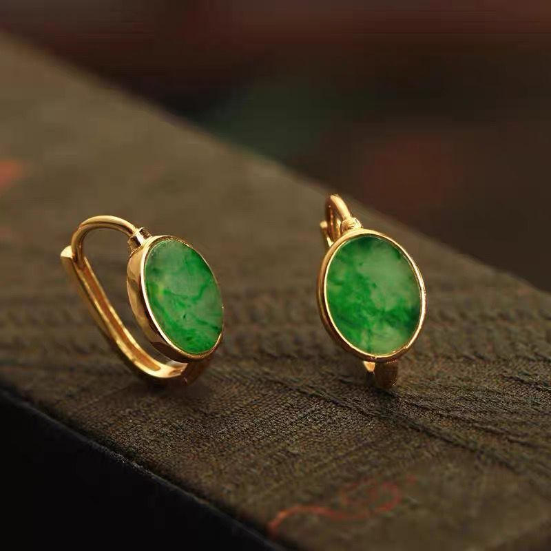Natural Chalcedony A-Grade Earrings, Bright Green Jade Round Earrings, Niche Design, Fashionable Earrings, Earrings, Jade Carving for Women