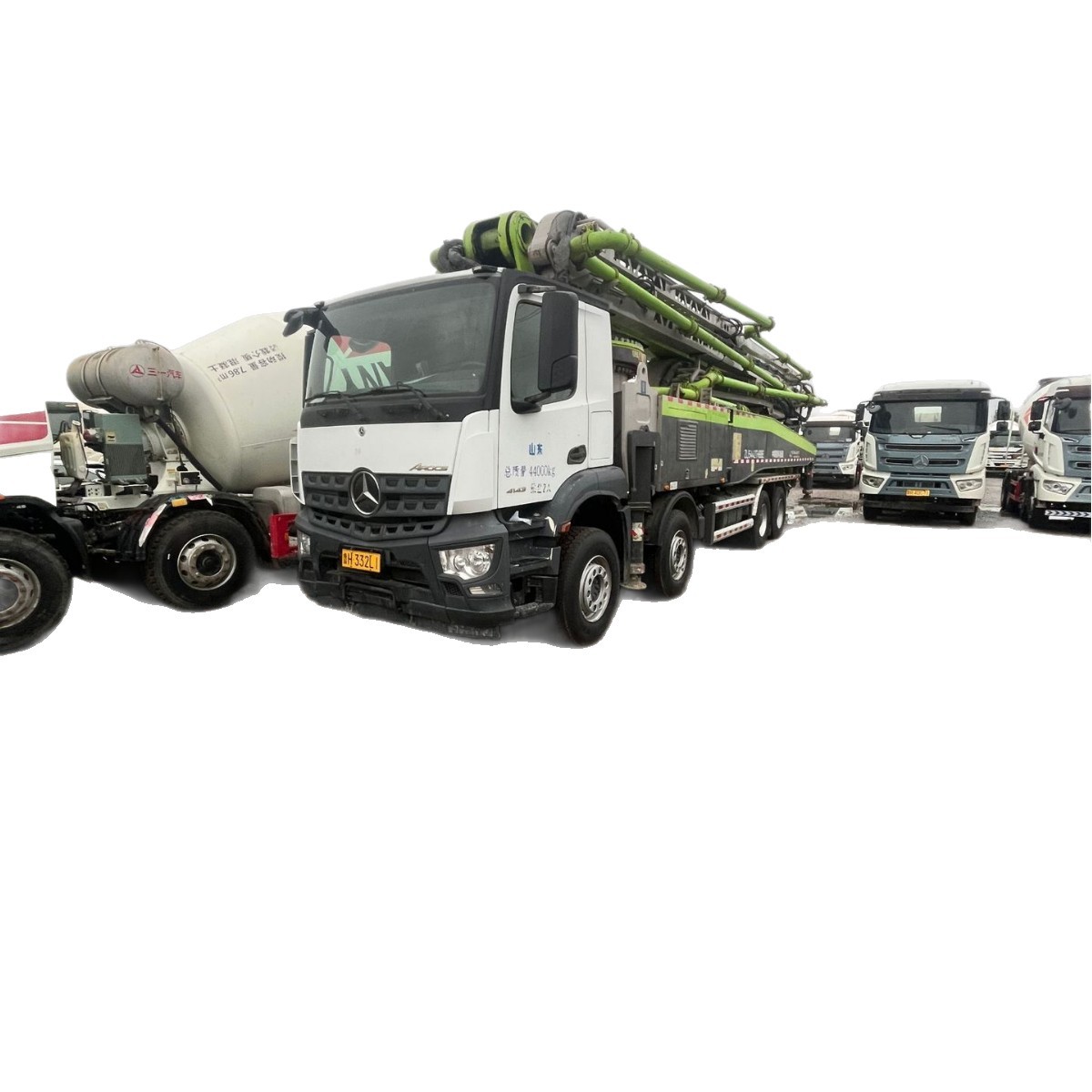 Zoomlion Concrete Delivery Truck, Cement Pump Truck, Mixing Cement Pump Truck 43m Small Concrete Pump Truck