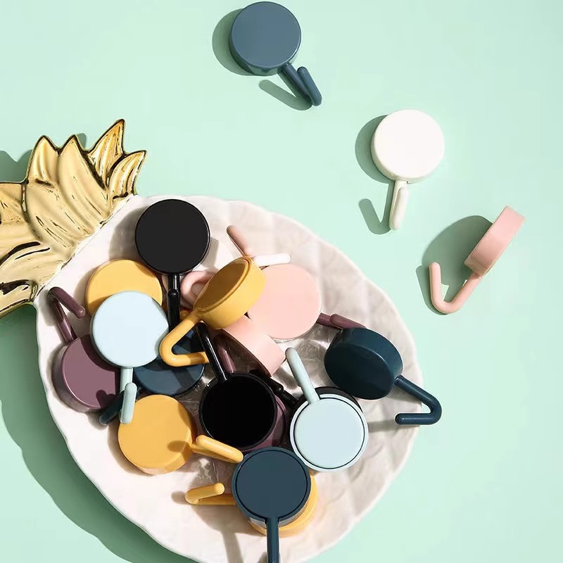 Macaron Hooks Strong Adhesive Hooks No-Drill Sticky Hooks Kitchen Bathroom Hooks Entrance Keychain Hooks