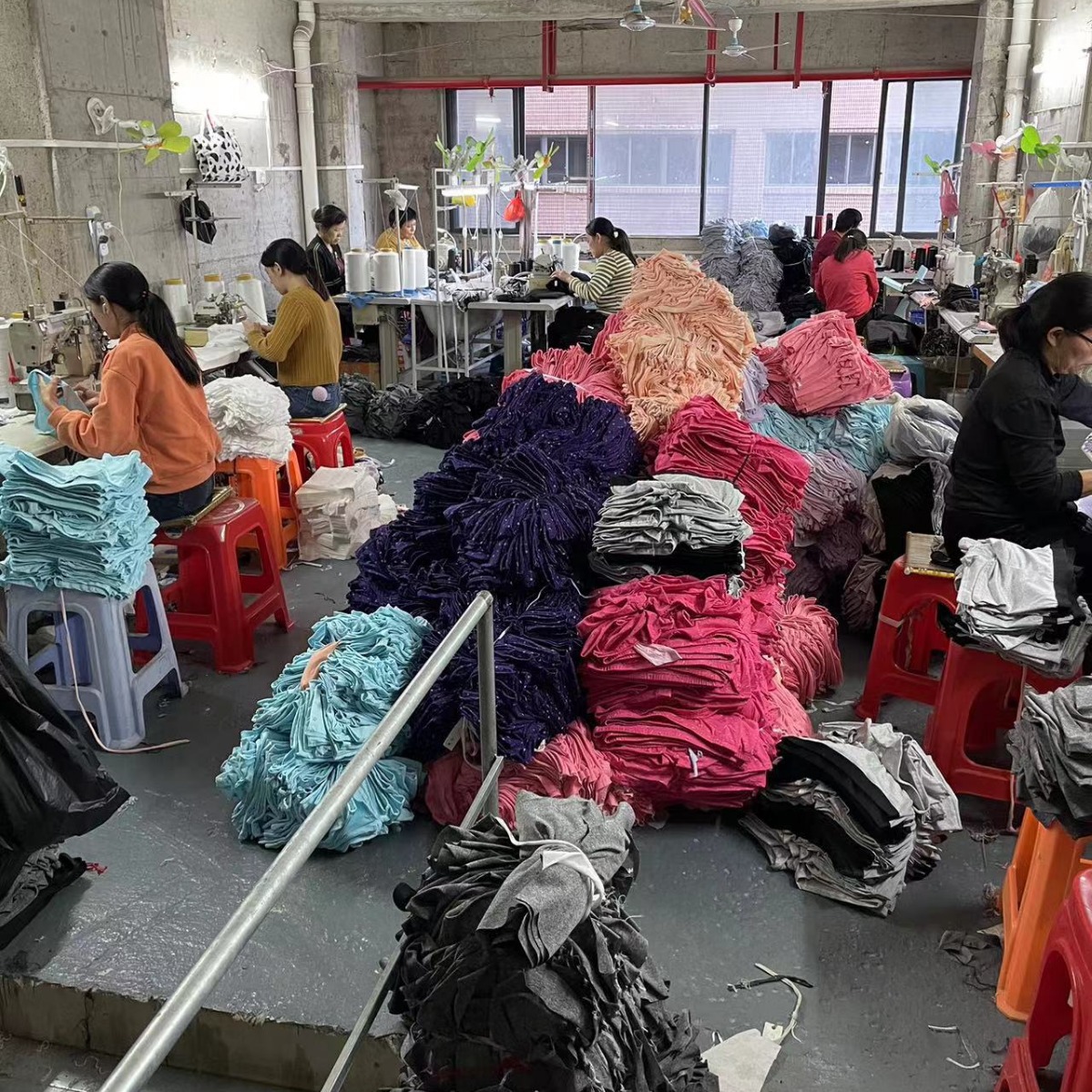 Ice Silk Seamless Leggings, Non-Curling, Breathable and Comfortable, First-Core Cherry Manufacturer Wholesale Wave Anti-Exposure Safety Pants