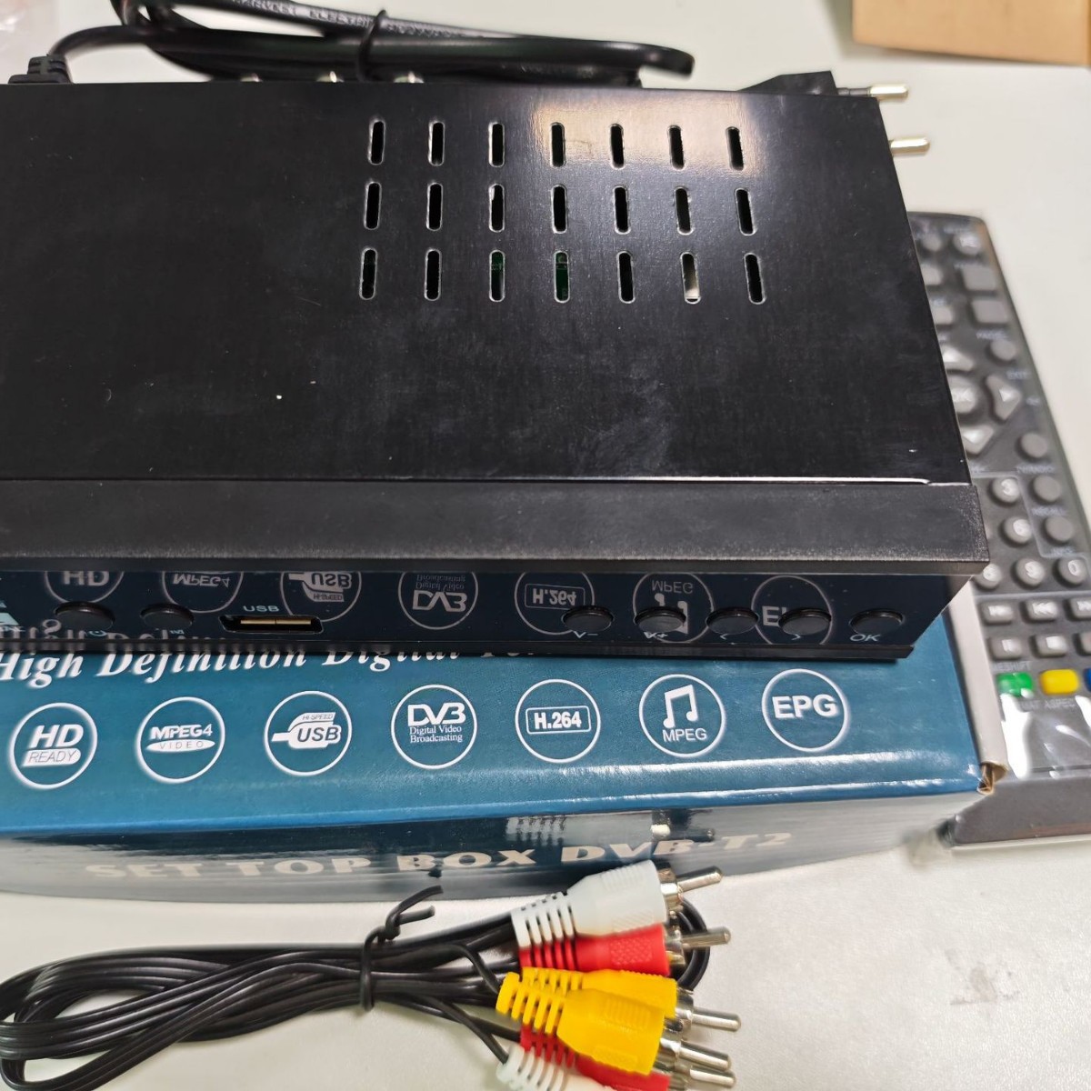 T2 Dedicated Machine, Popular Set-Top Box, High-Definition Signal Reception, Stable Decoding, Supports Wireless Wifi