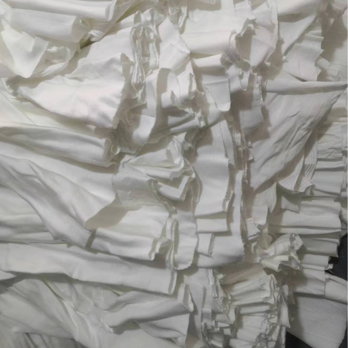 Manufacturer Customized Industrial Cloth White Machine Wiping Cloth, Lint-Free Large Rag, Water-Absorbent and Oil-Absorbent, Full Polyester Industrial Rag