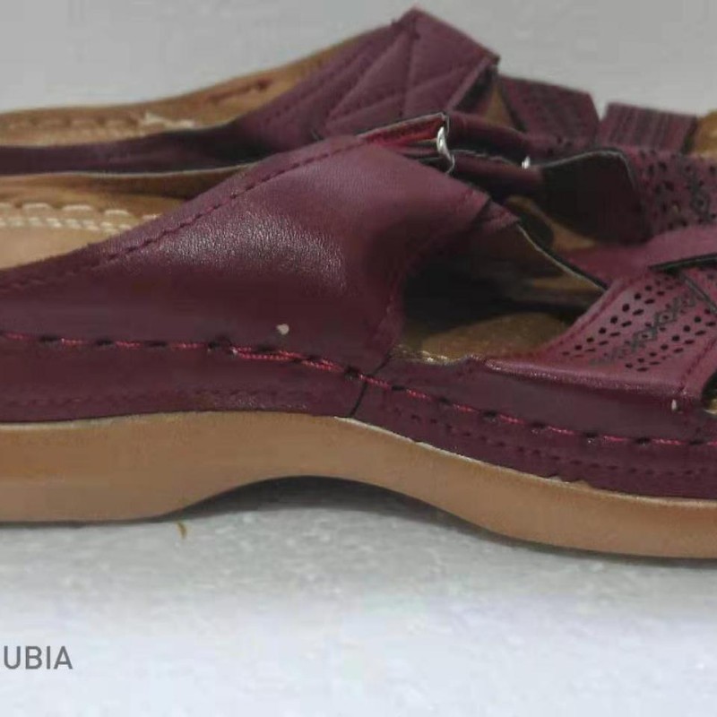 Cross-border 2019 New European and American Retro Wedge Women's Slippers Car Line Lightweight plus size Comfortable Slippers