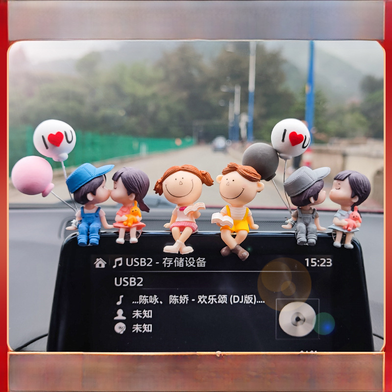 Car Cute Couple Ornaments Car Interior Decoration Car Ornaments Home Office Ornaments Instrument Panel Decoration Ornaments
