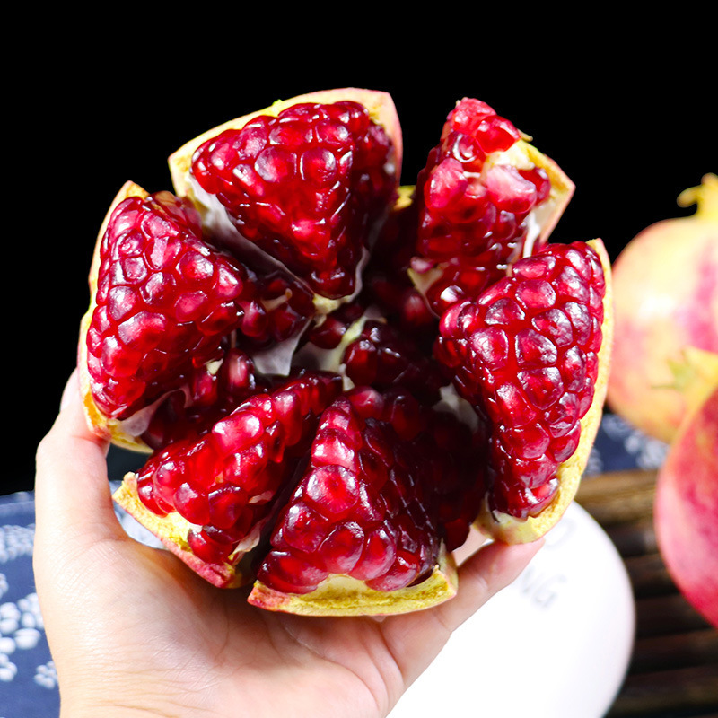 Whole Box of Fresh Tunisian Soft Seed Pomegranates, Large Fruit, Wholesale Fruit from the Place of Origin