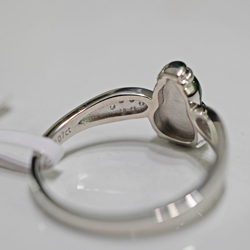 Pt950 Platinum Cultured Diamond Ring Female Gourd Niche