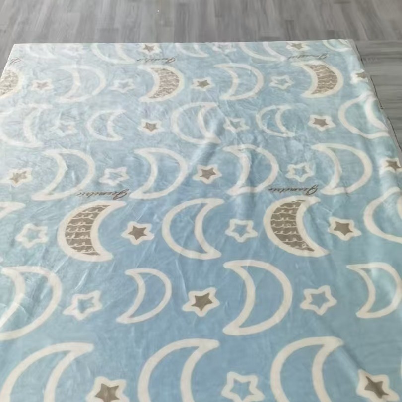 Milk Velvet Blanket 1.5m Single-Size Blanket, Bargain Price of 29 Yuan, Random Patterns, No Returns or Exchanges