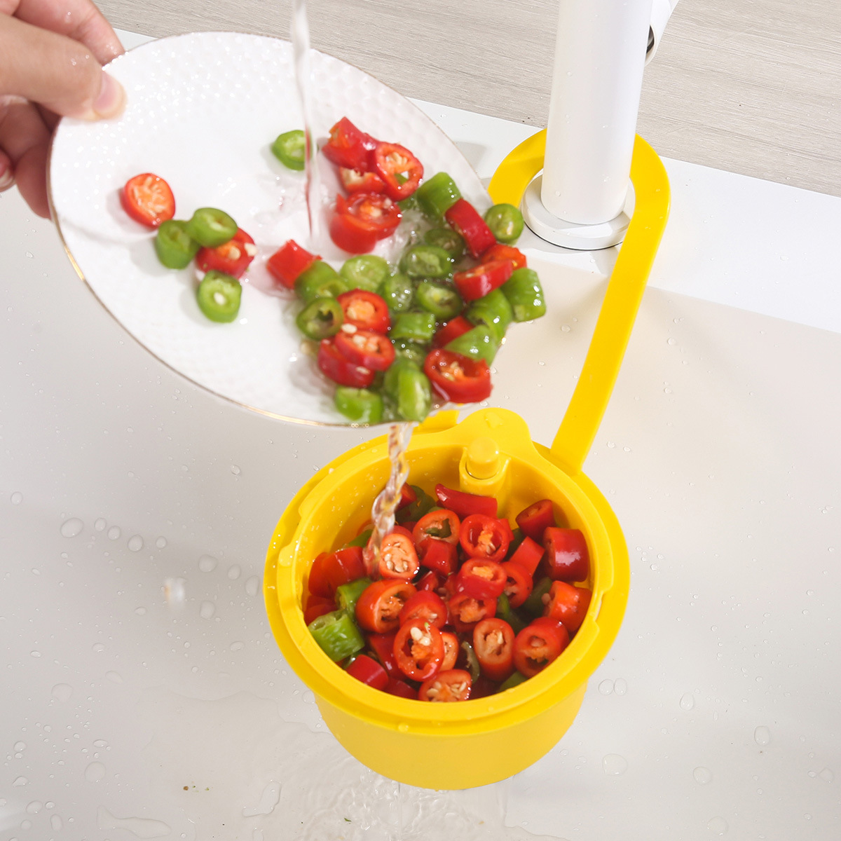 Hanging Sink Drain Basket Household Kitchen Sink Separator Food Residue Filter Basket Fruit Washing Filter Basket