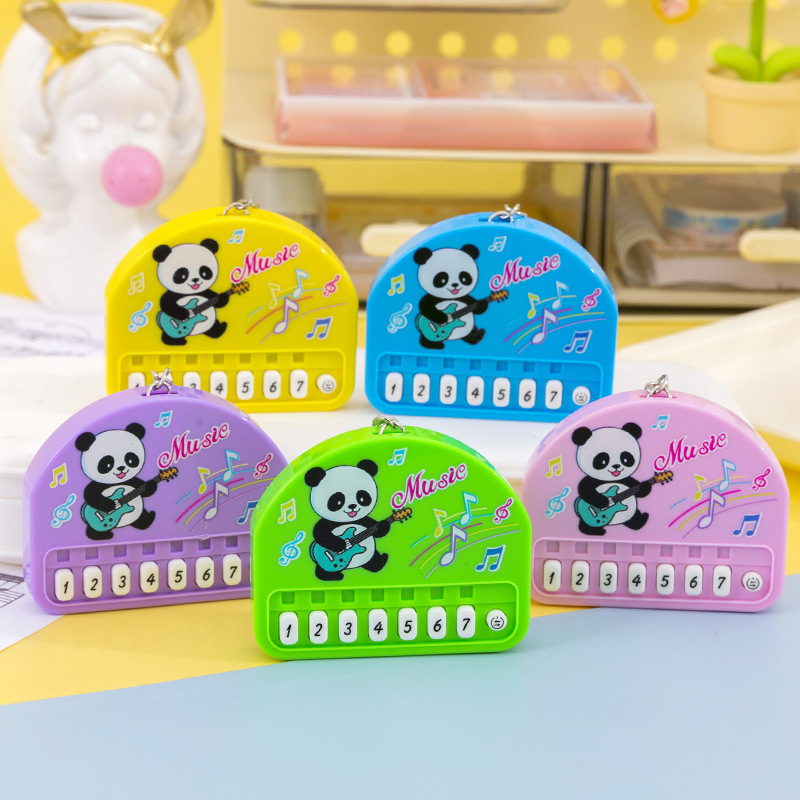 Mini Handheld Piano Children's Electronic Keyboard Can Play Luminous Creative High-Value Keychain Pendant Small Toy