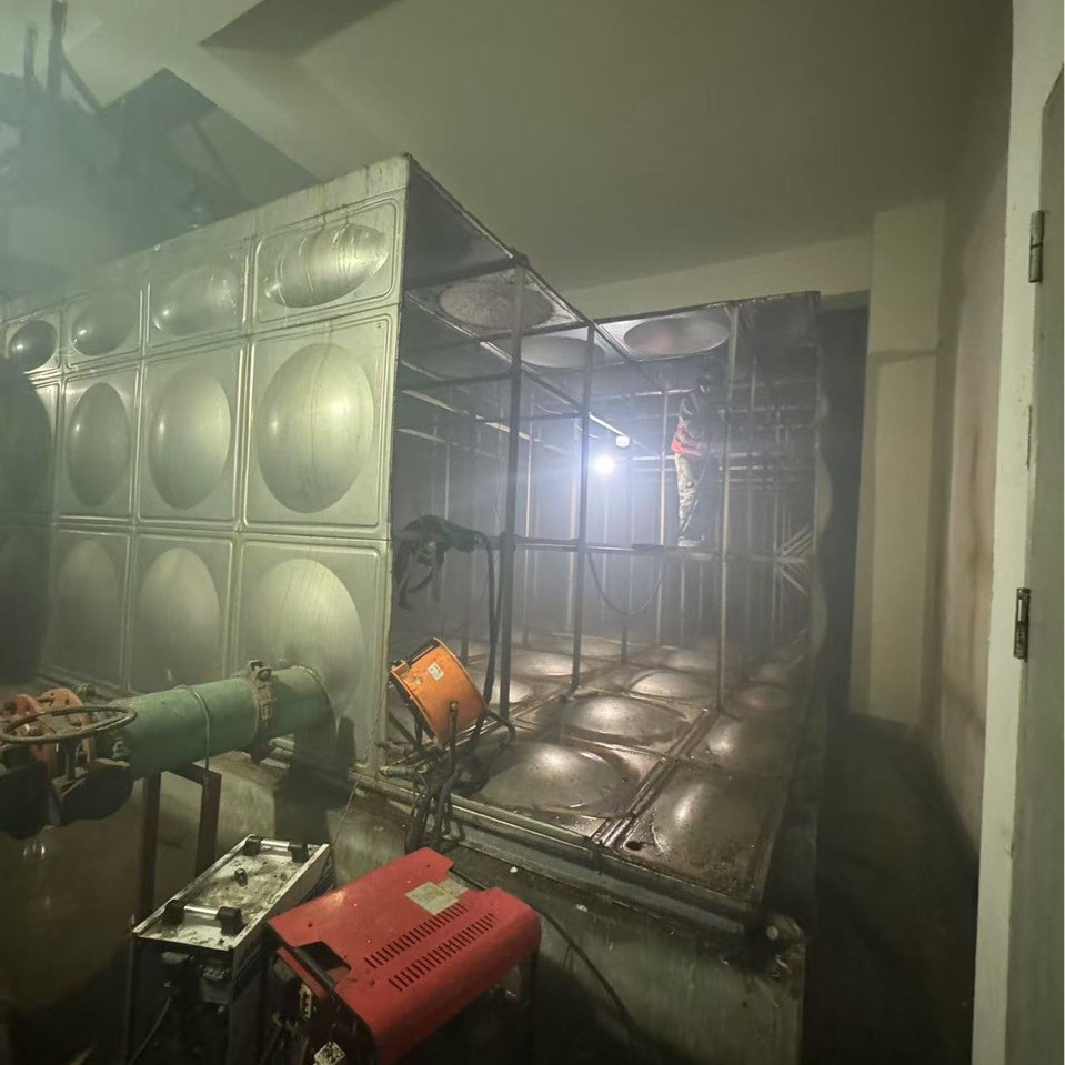 [Basement Demolition] Large Stainless Steel Water Tank 10-1000t Certified Cutting and Removal One-Stop Service