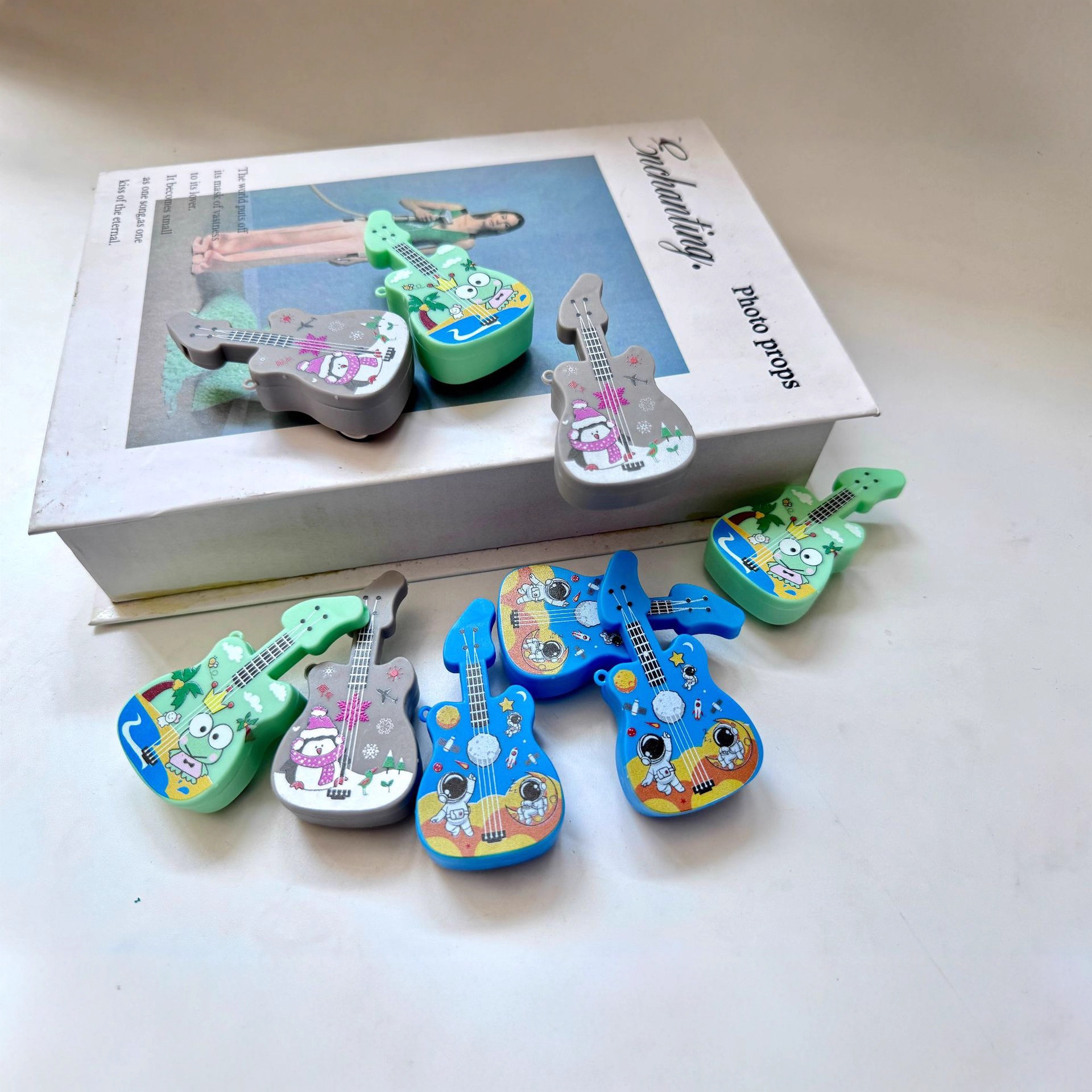 Новая мини-гитара в форме свистка, машинка с отводом, веселый подарок для детей, прямая поставка от производителя
