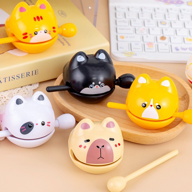 Cartoon Cute Stress-Relief Wooden Fish Toy, a Popular Stress-Relief Gadget for Students and Office Decorations