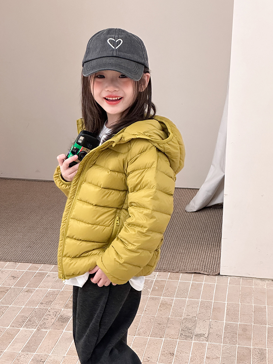 New National Standard White Duck down Traceable Origin Fashionable Ribbed Thickened Warm Lightweight 90% down Hooded down Jacket for Boys and Girls