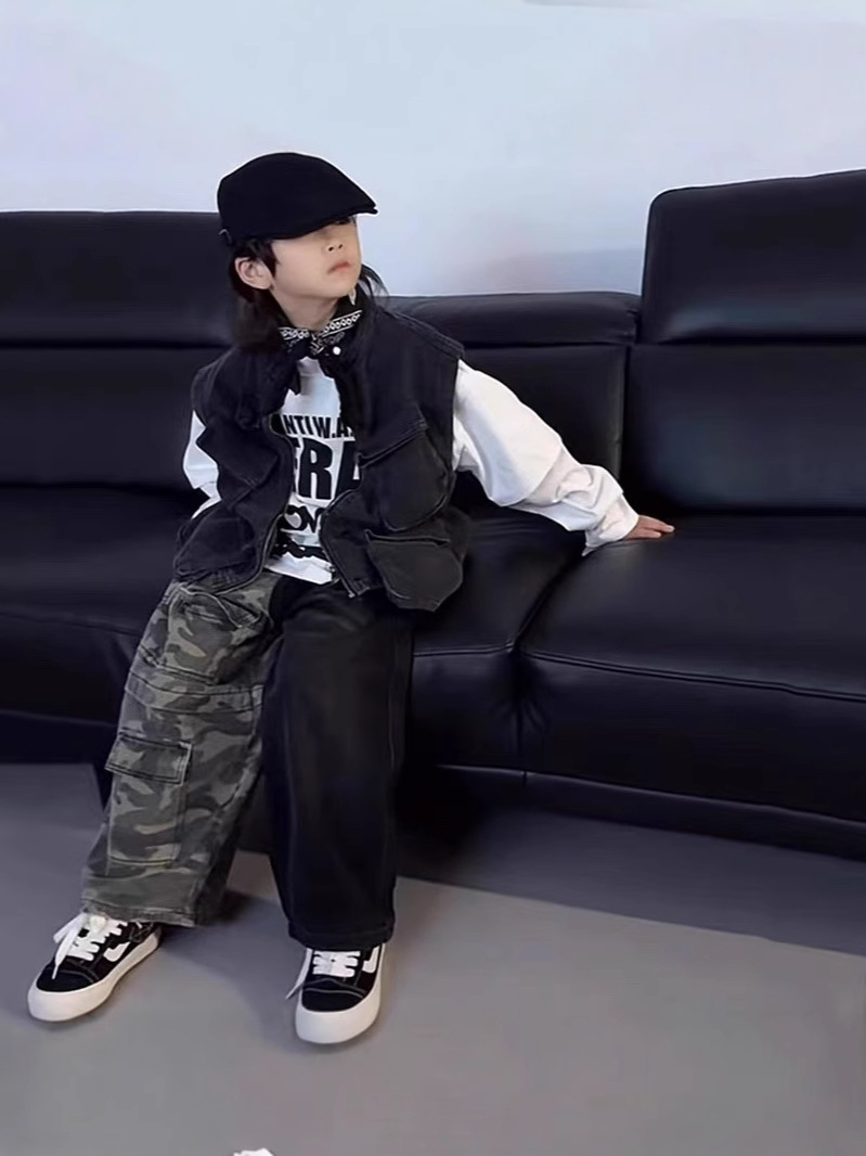 2025 Spring and Autumn Children's Trendy Brand Boys and Girls Trendy Cool Waistcoat Functional Style Multi-Pocket Workwear Denim Vest